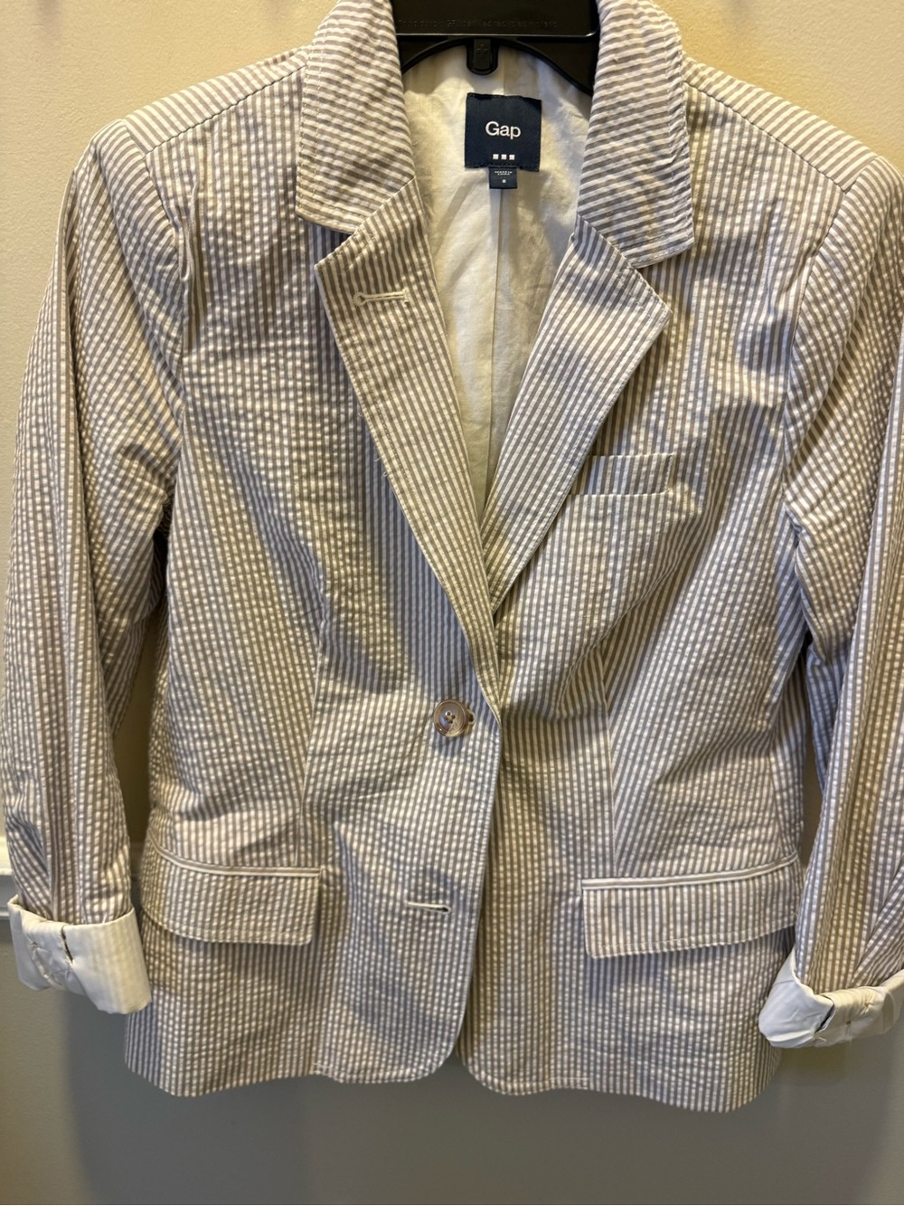 GAP Cream and Light Gray Striped Seersucker Blazer